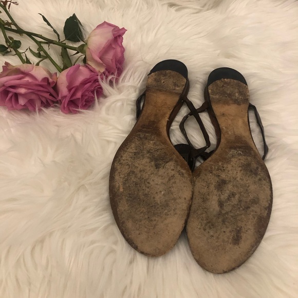 Fendi women’s flat sandal - Picture 2 of 4